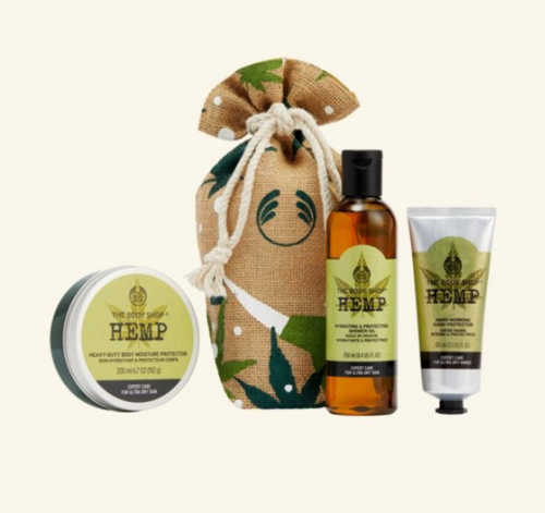 10 best thoughtful mother’s day 2022 The Body Shop beauty gift ideas. Mother’s day beauty gift guide for her, mother, beloved one. . The Body Shop® Hydrating & Protecting Hemp Gift Set
